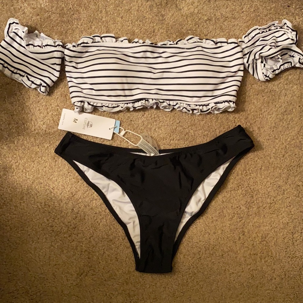 NWT Cute Bikini